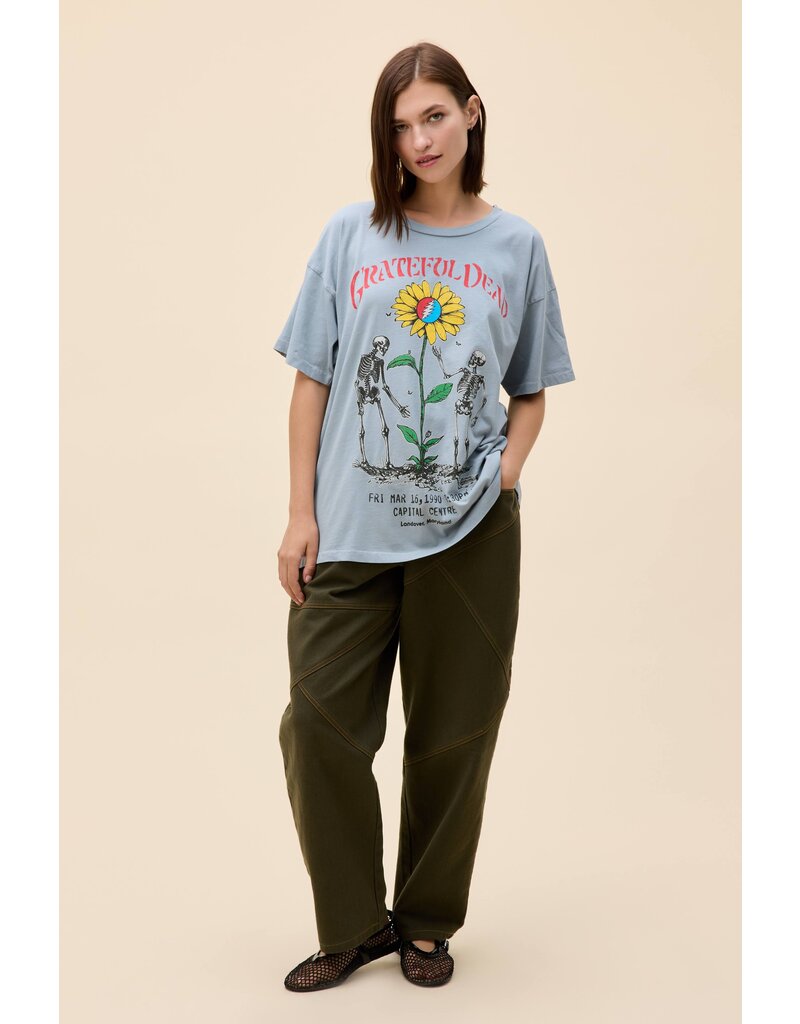 Daydreamer LA Grateful Dead Daisy Merch Tee