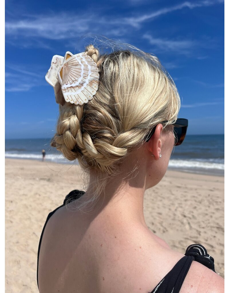 Hand-Painted SeaShell Hair Claw