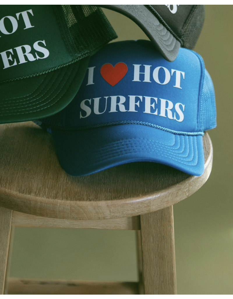 I love Hot Surfers Trucker