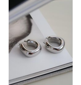 Flanerie Hunter 18K Gold Non-Tarnish Earring