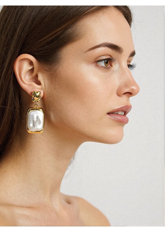Flanerie Jacques 18K Gold Non-Tarnish Square Earring