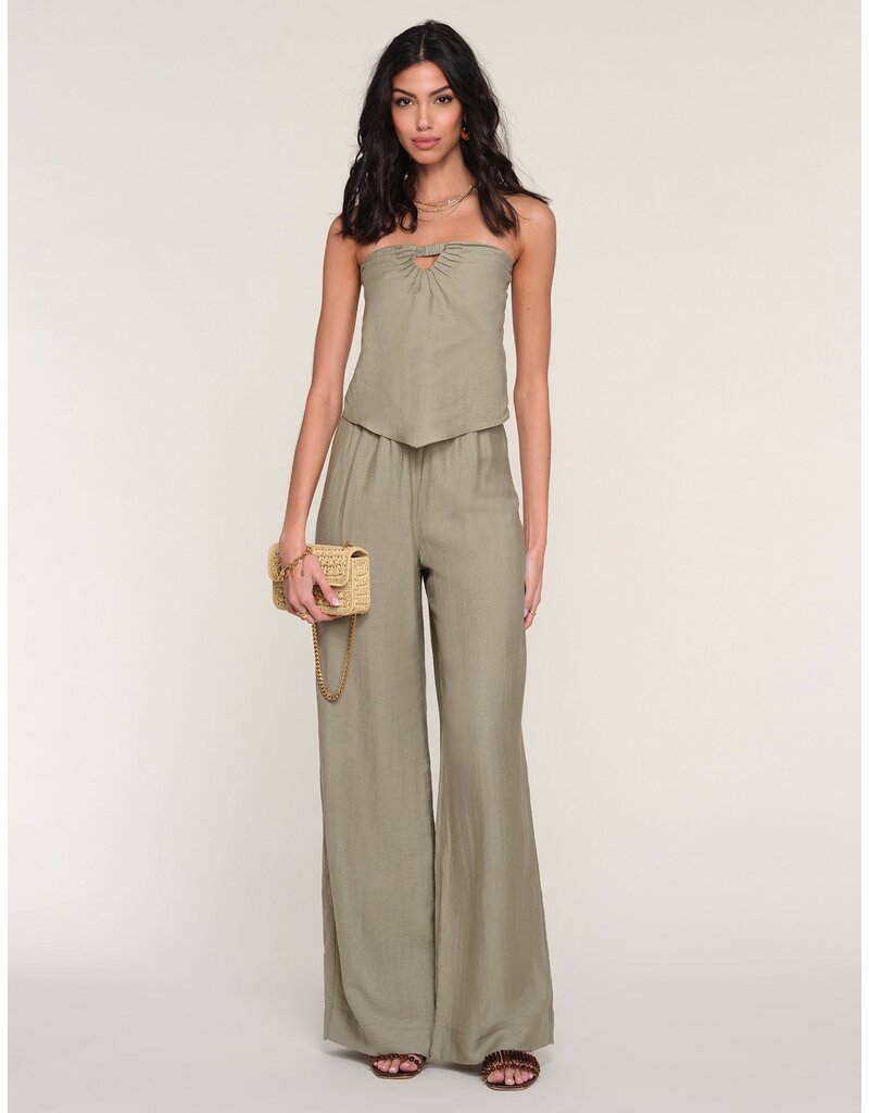 Heartloom Violet Set