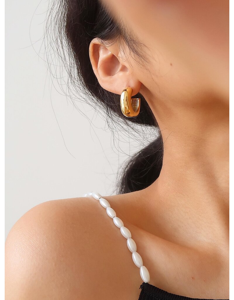 Flanerie Demi 18K Gold Non-Tarnish Hoop Earring