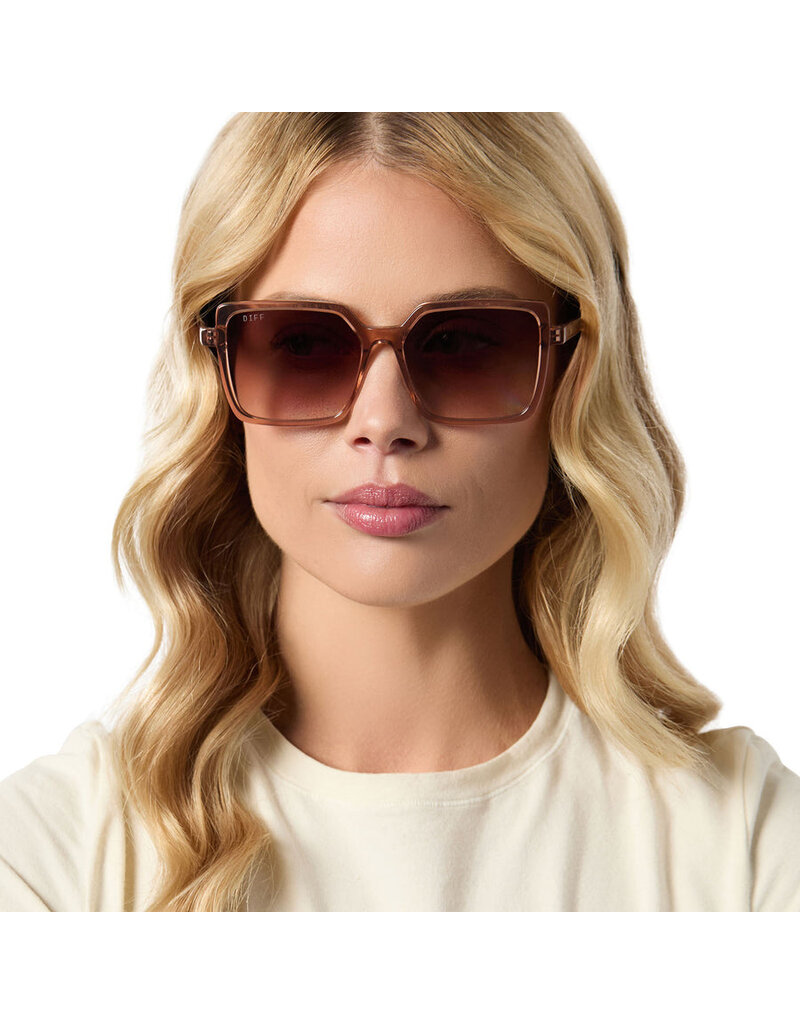 DIFF Esme Square Sunglasses