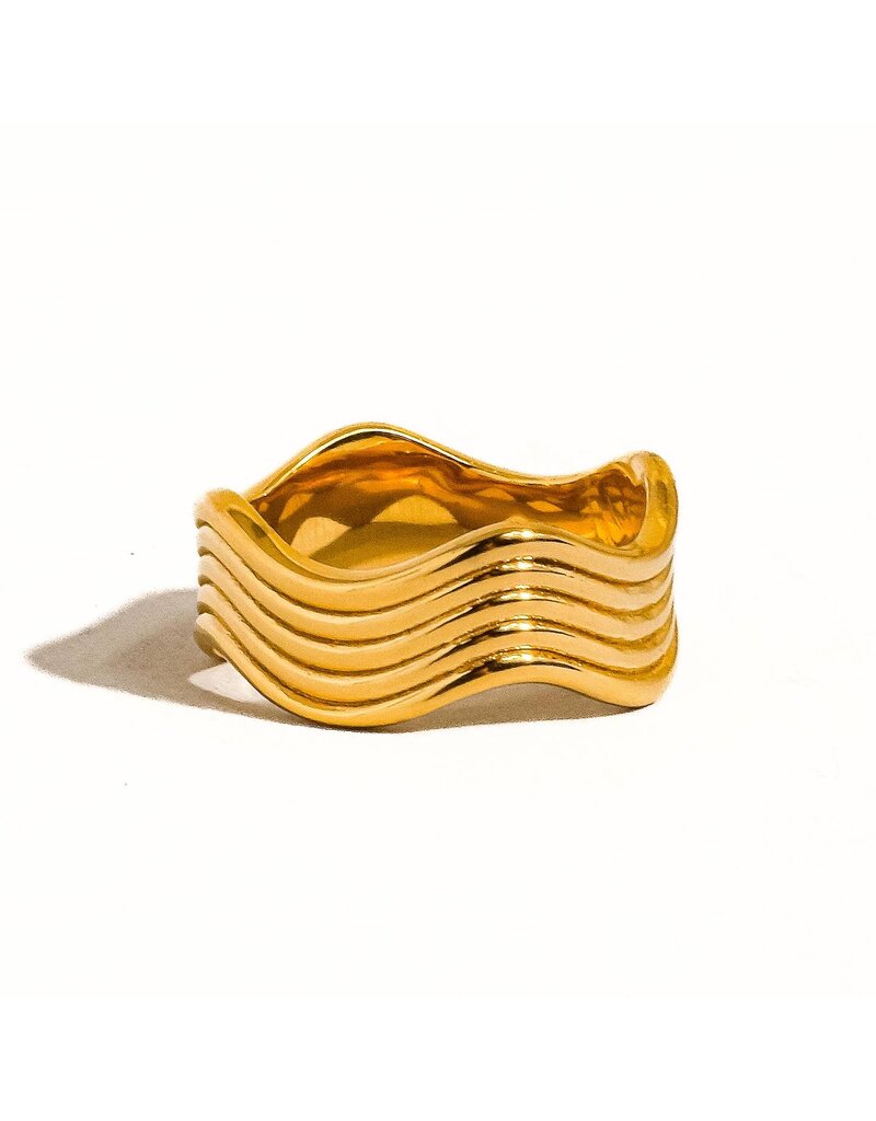 Flanerie Ivan 18K Gold Non-Tarnish Wavy Ring