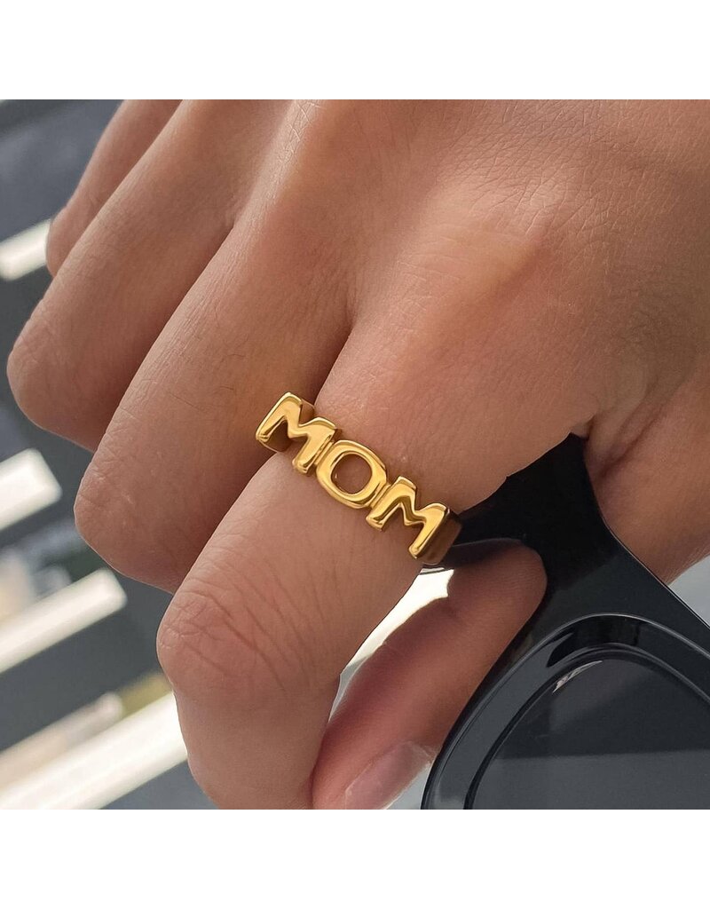 Flanerie Angel 18K Gold Non-Tarnish Mom Ring