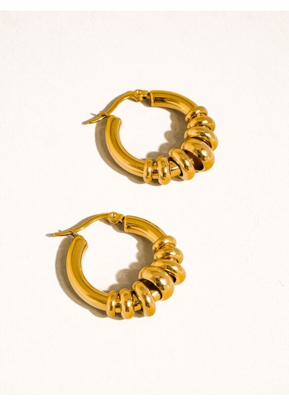 Flanerie Novine 18K Gold Non-Tarnish Hoop Earring