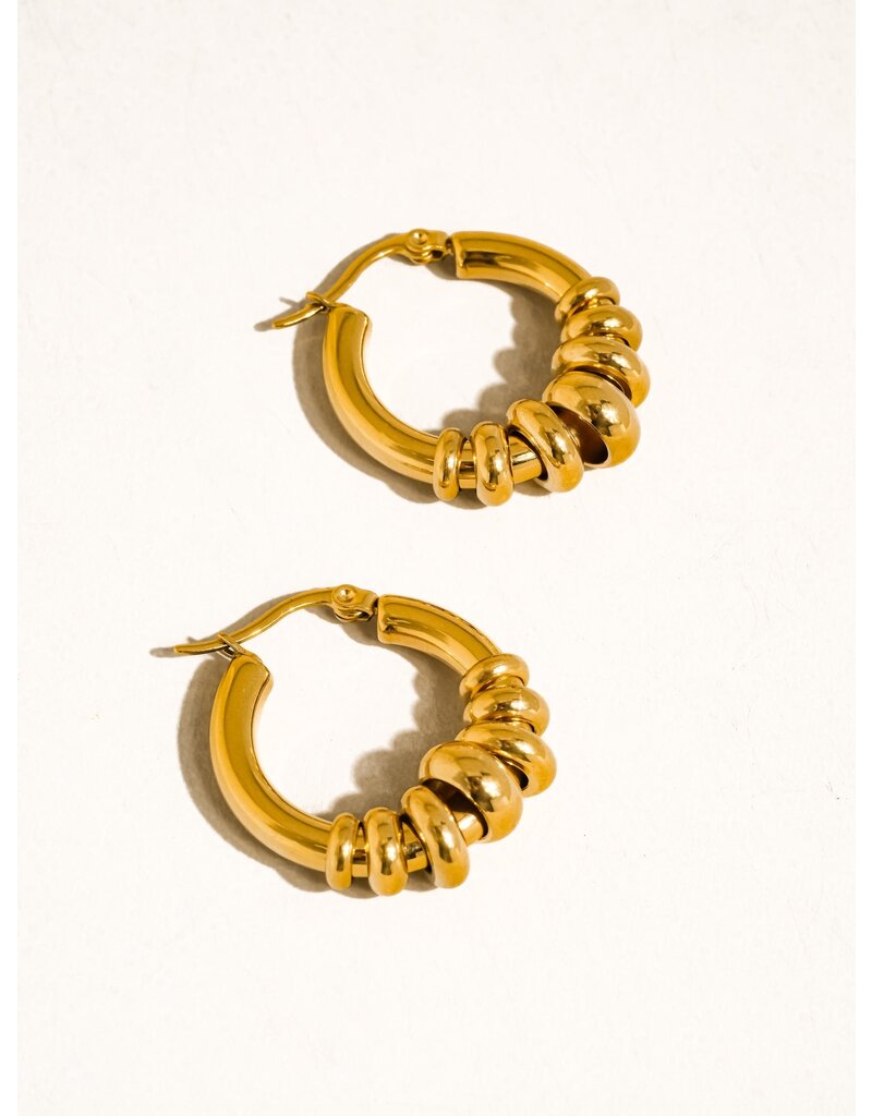 Flanerie Novine 18K Gold Non-Tarnish Hoop Earring