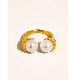 Flanerie Eloura 18K Gold Non-Tarnish Pearl Ring