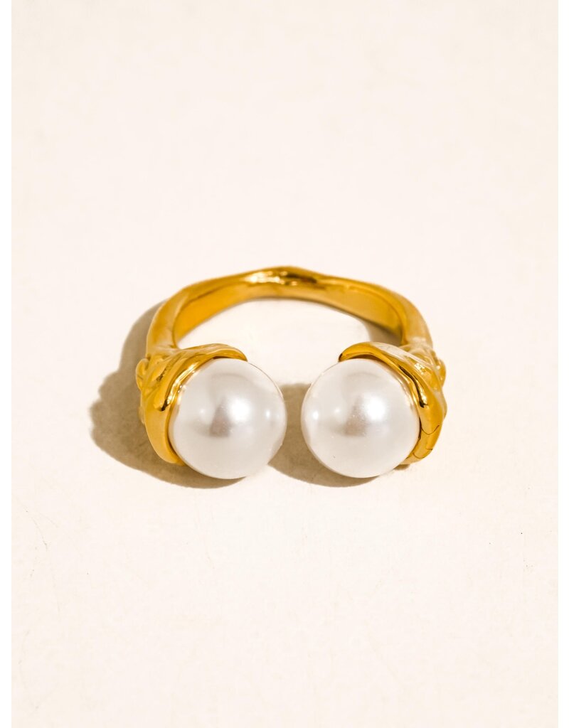 Flanerie Eloura 18K Gold Non-Tarnish Pearl Ring