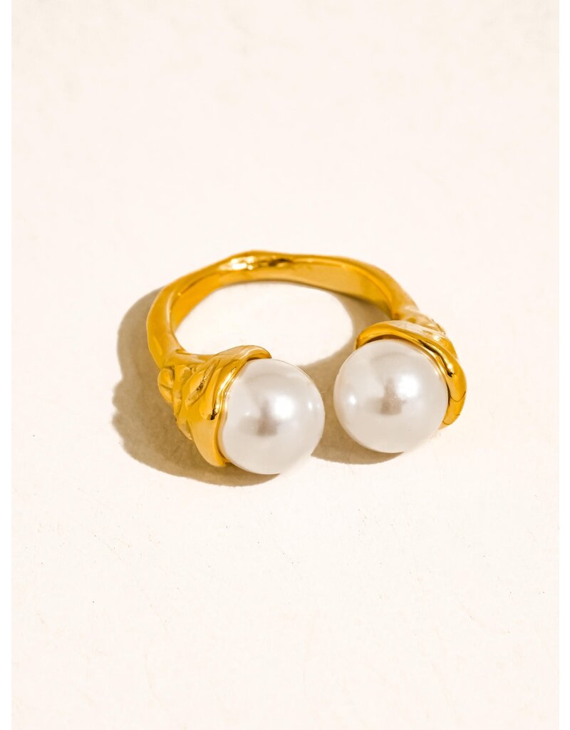 Flanerie Eloura 18K Gold Non-Tarnish Pearl Ring