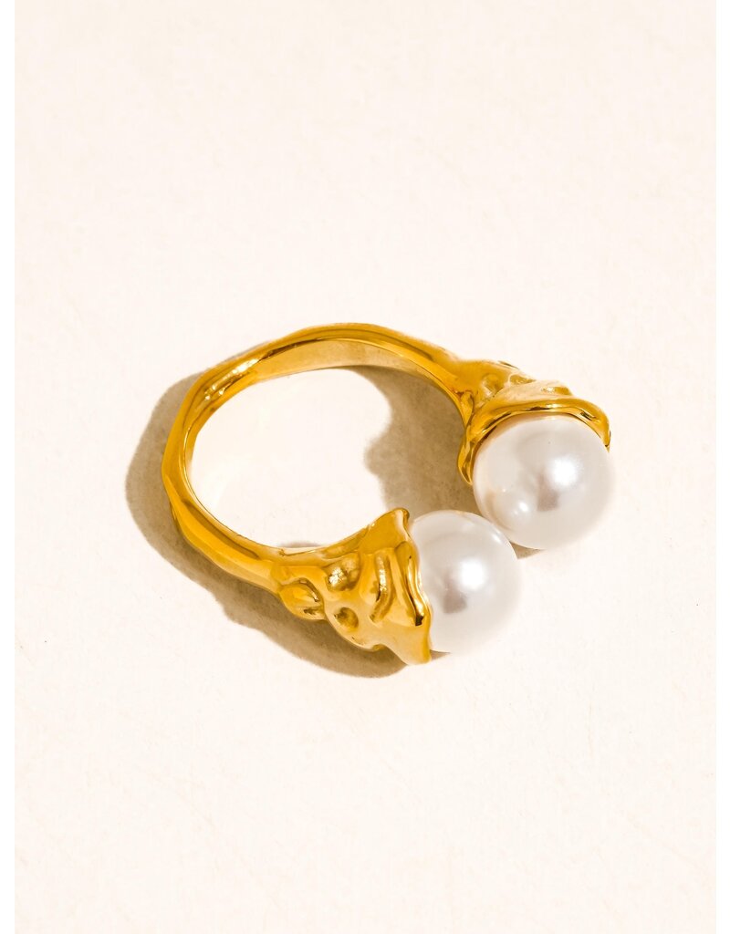 Flanerie Eloura 18K Gold Non-Tarnish Pearl Ring