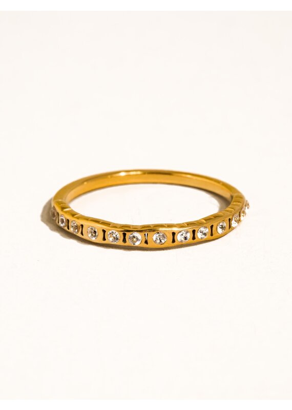 Flanerie Flair 18K Gold Non-Tarnish Thin Cz Band