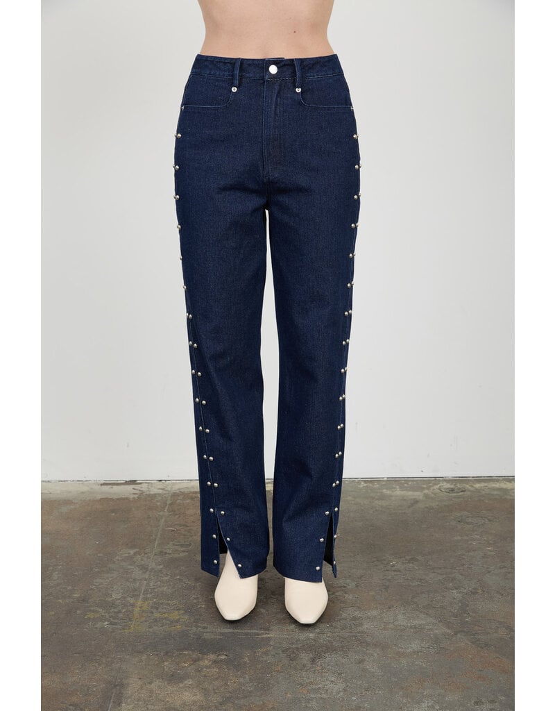 Moon River Serena Studded Jeans