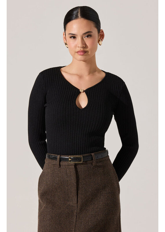 ASTR Lynly Ribbed Keyhole Sweater