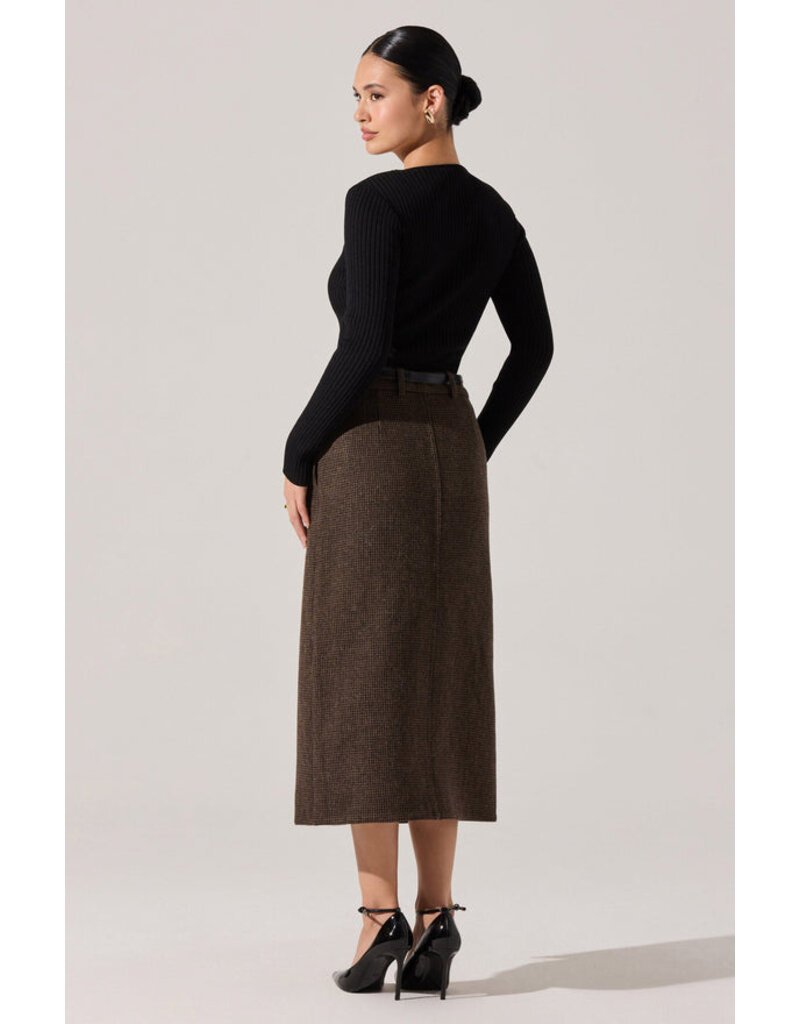ASTR Lynly Ribbed Keyhole Sweater