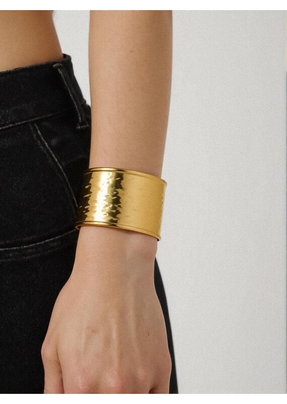 Flanerie Calric 18K Gold Non-Tarnish Cuff Bracelet