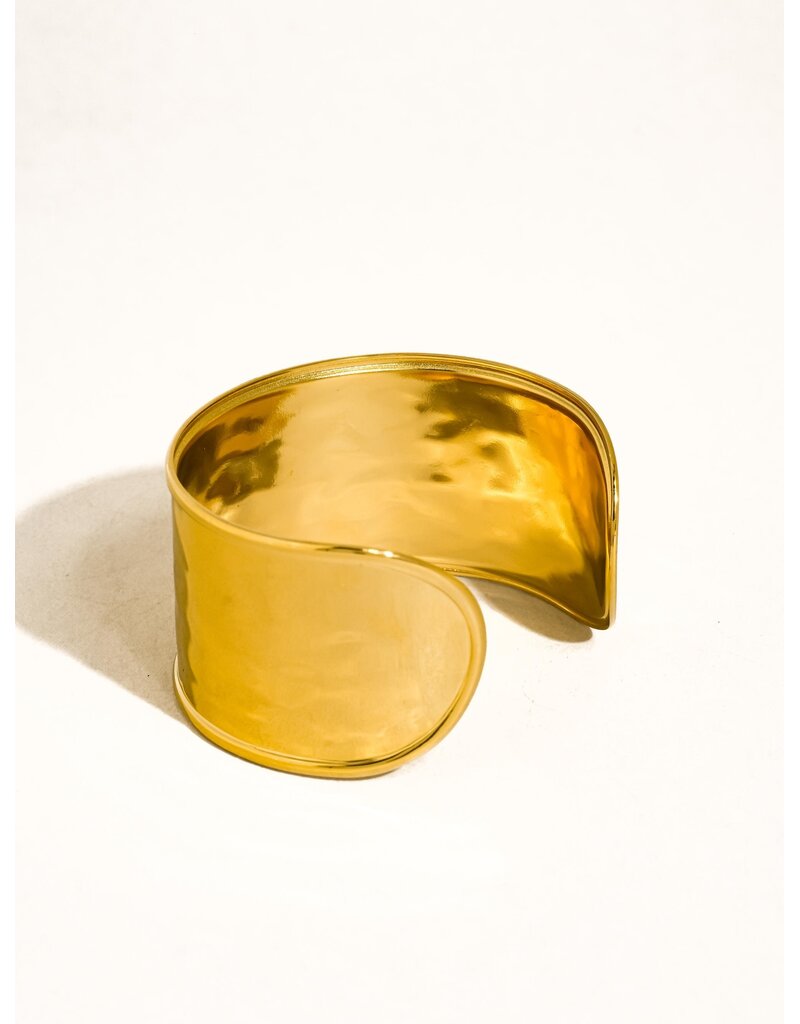 Flanerie Calric 18K Gold Non-Tarnish Cuff Bracelet