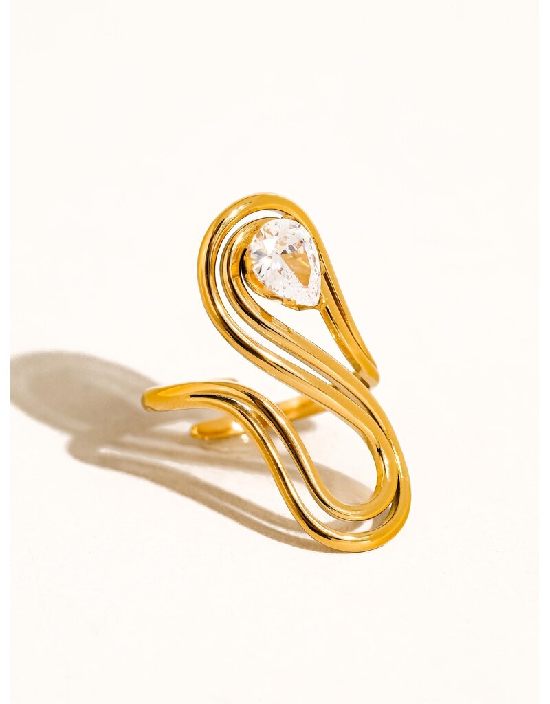 Flanerie Monarque 18K Gold Non-Tarnish Ring