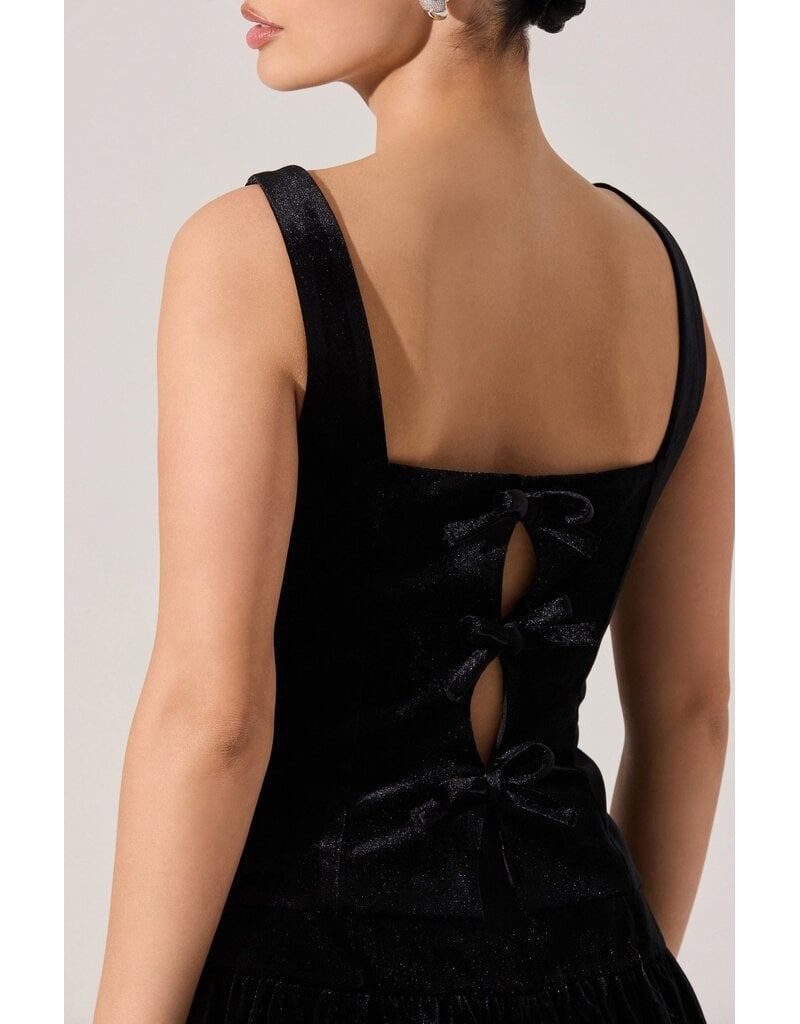 ASTR Jinnie Velvet Boat Neck Top