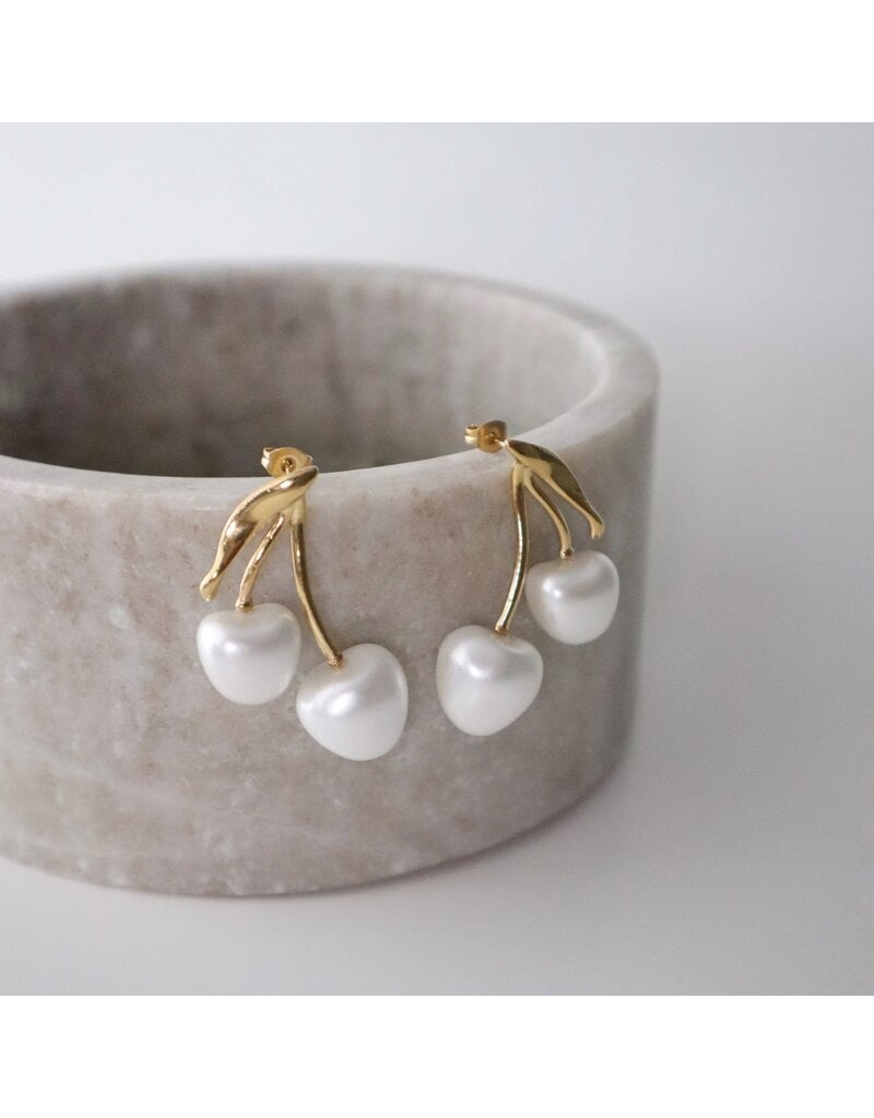 Jessa Jewelry Cherry Pearl Earrings