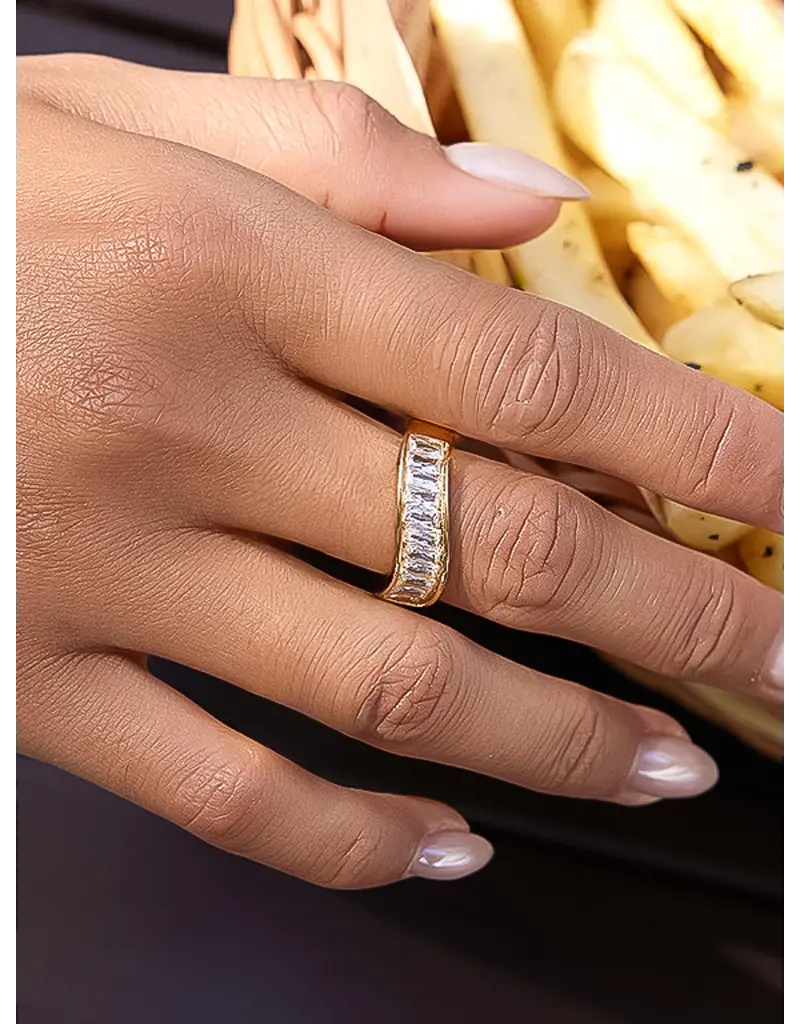 Flanerie Calyxe 18K Gold Non-Tarnish Band Ring