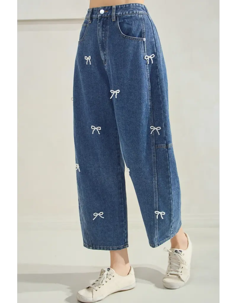 Oddi Pearl Bow Mom Jean