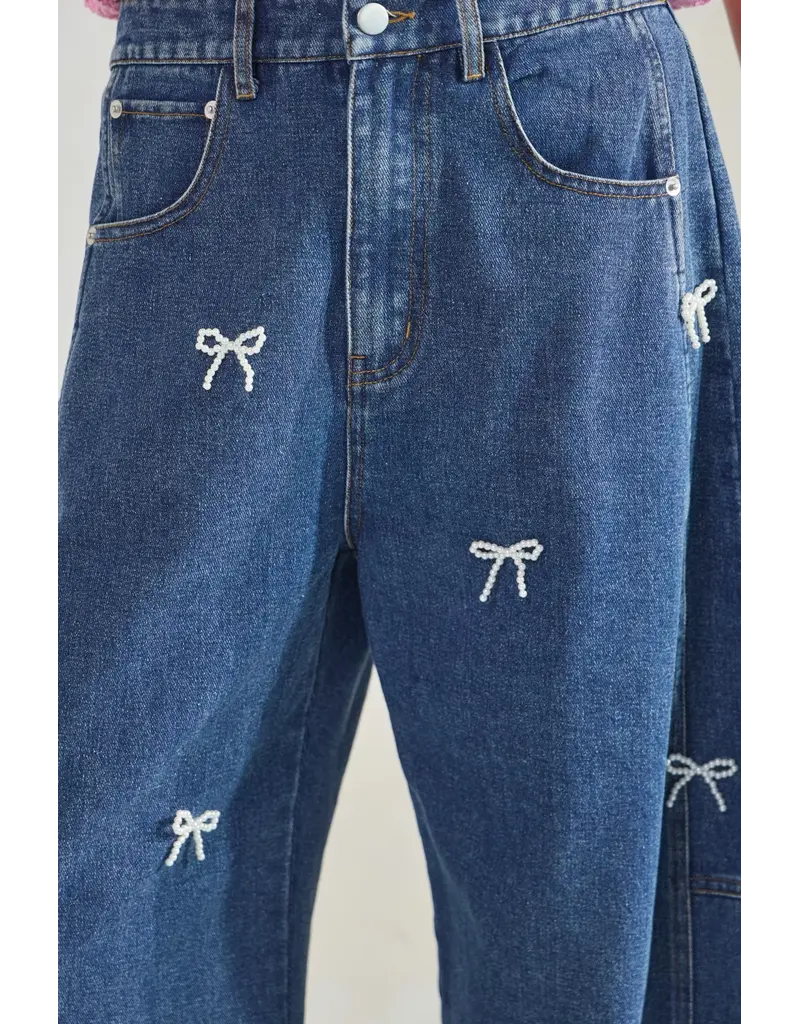 Oddi Pearl Bow Mom Jean