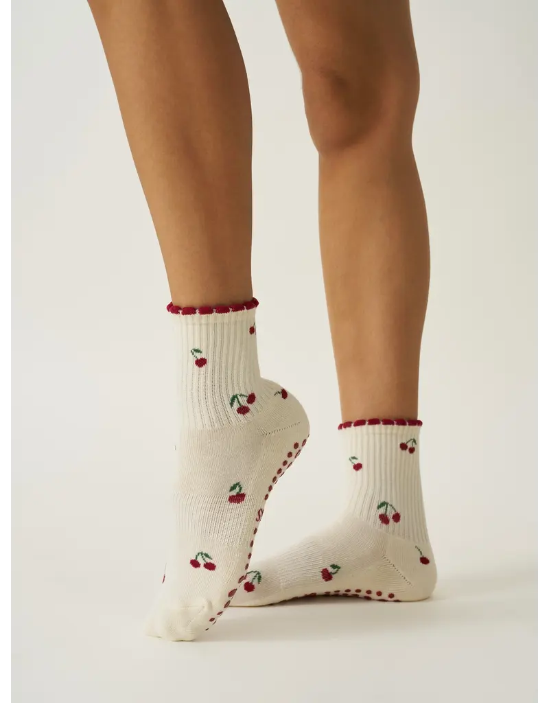 Effortless Club Little Cherry Petal Grippy Socks