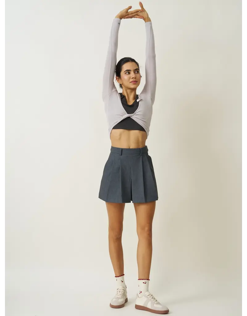 Effortless Club Little Cherry Petal Grippy Socks