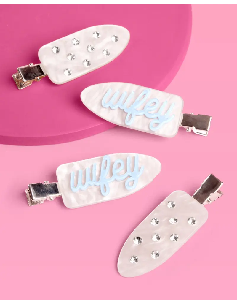 xo, Fetti Wifey Beauty Clips