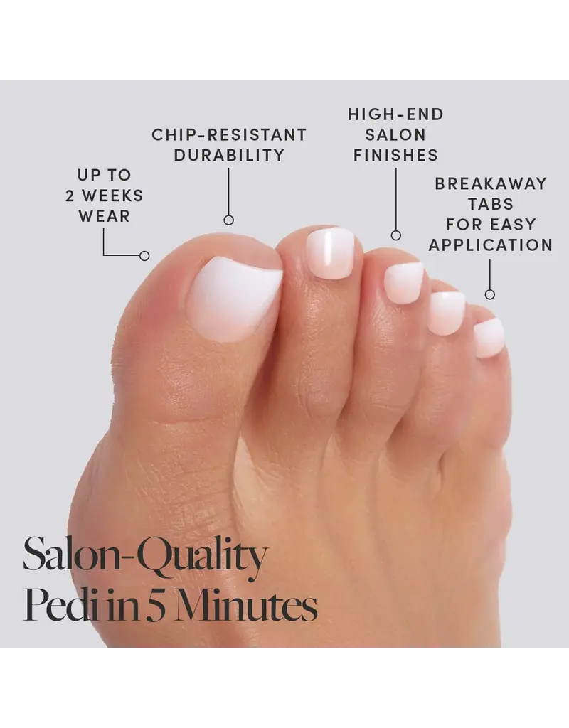 Glamnetic Creamer Press-On Pedicure