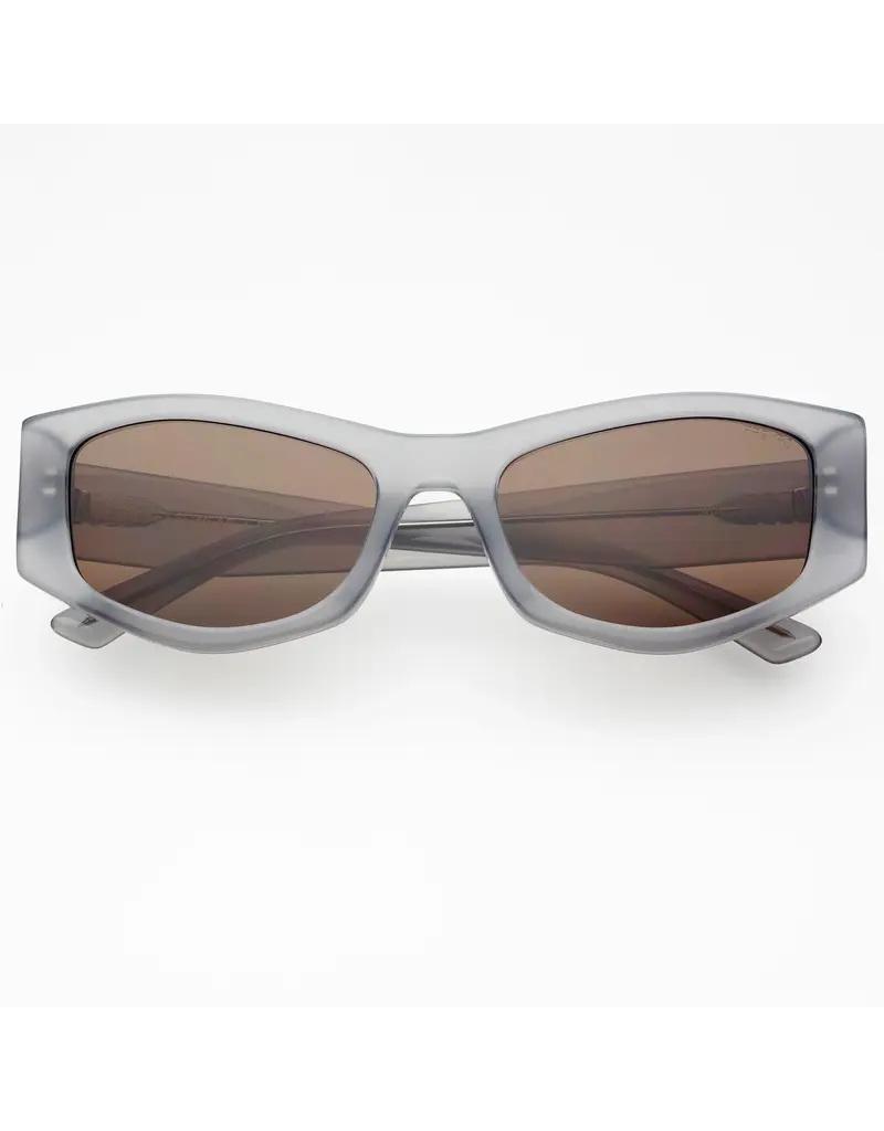 FREYRS Eyewear Jade Acetate Cat Eye Sunglasses