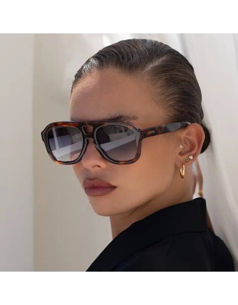 FREYRS Eyewear Voyager Acetate Oversized Aviator Sunglasses