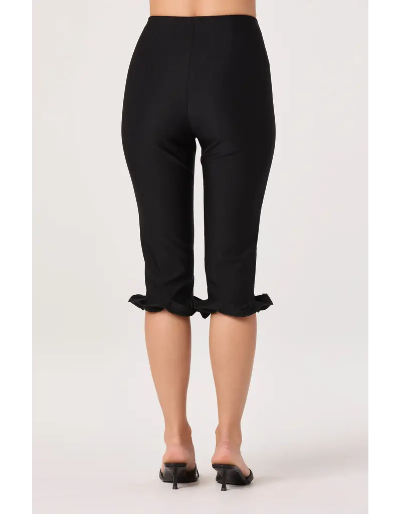 ASTR Amalie Ruffle Hem Capri Pants