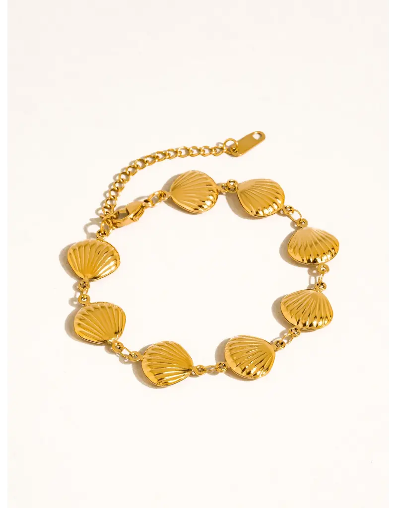 Flanerie Citrina 18K Gold Non-Tarnish Seashell Bracelet