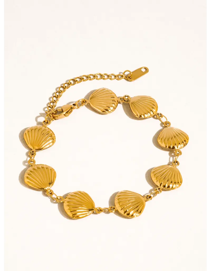 Flanerie Citrina 18K Gold Non-Tarnish Seashell Bracelet