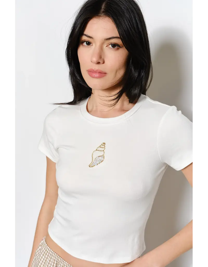 Pretty Garbage Sally Seashell Bead Tee