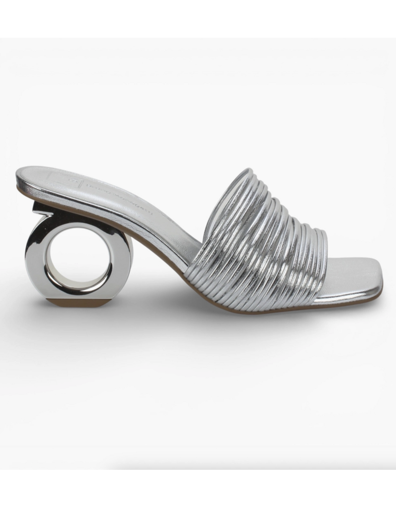 Bruno Menegatti Aria Heel