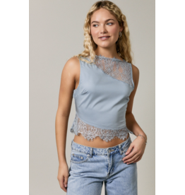 Le Lis Toni Lace Detail Top
