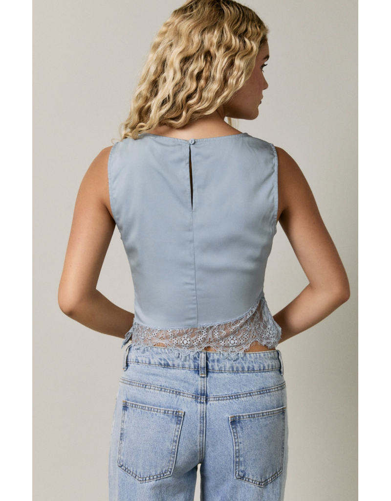 Le Lis Toni Lace Detail Top