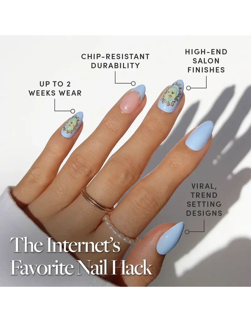 Glamnetic Angel in Blue Press On Nails