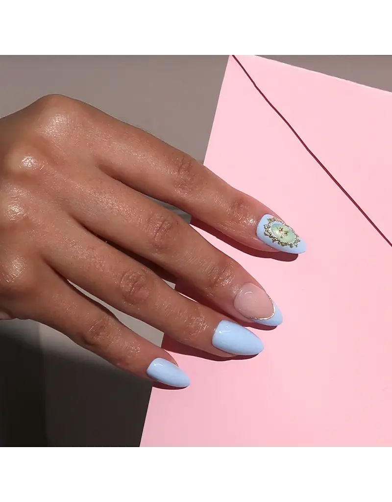 Glamnetic Angel in Blue Press On Nails
