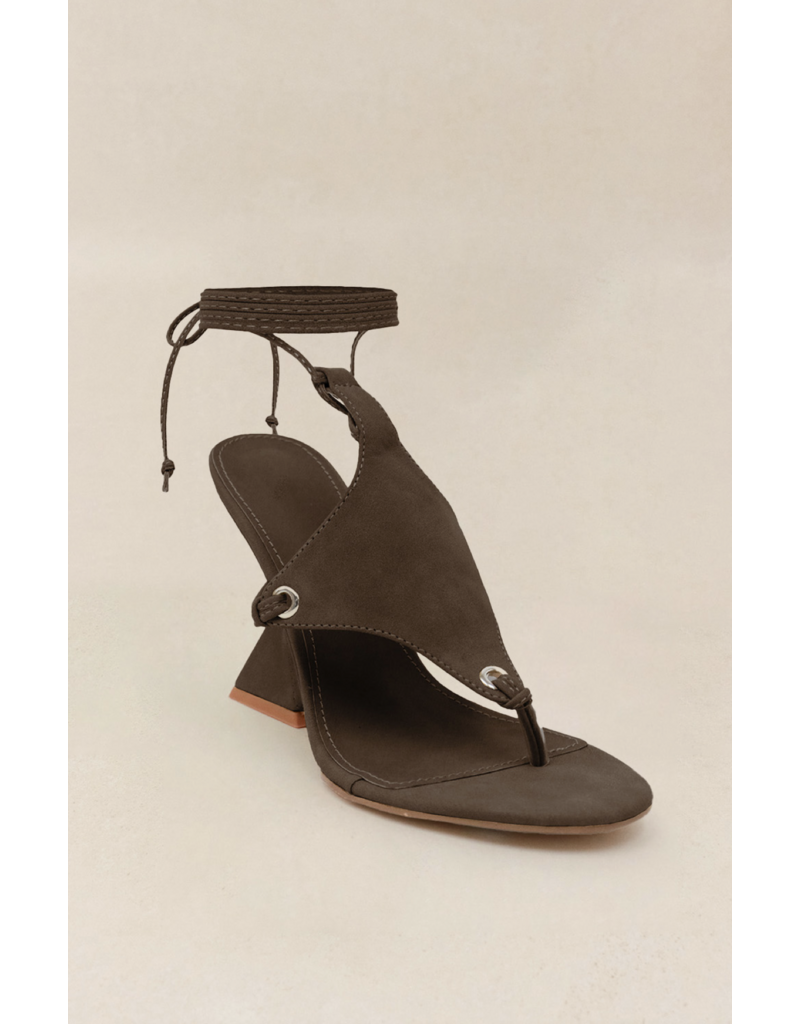 Lemonade Shoes Courtney Sculptural Thong Wedges