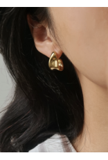 Flanerie Ninelle 18K Gold Non-Tarnish Sculpted Wave Earrings