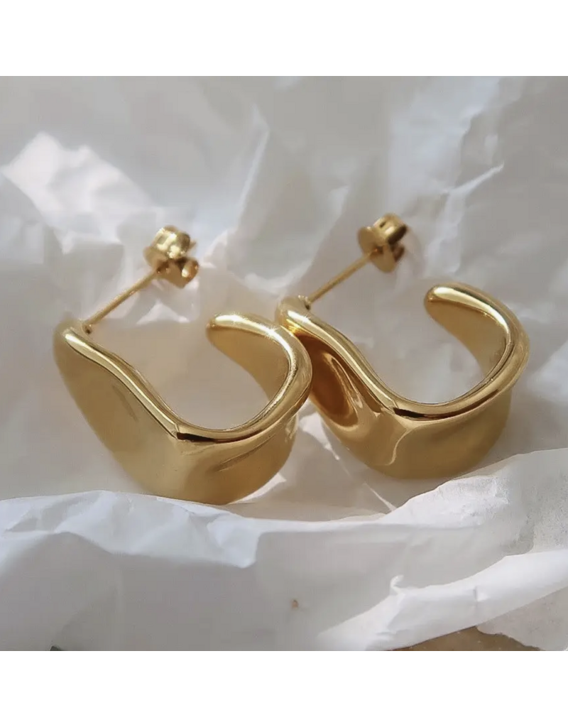 Flanerie Ninelle 18K Gold Non-Tarnish Sculpted Wave Earrings