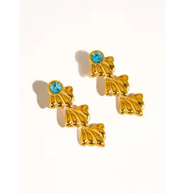 Flanerie Clay 18k Gold Non-Tarnish Shell Earring