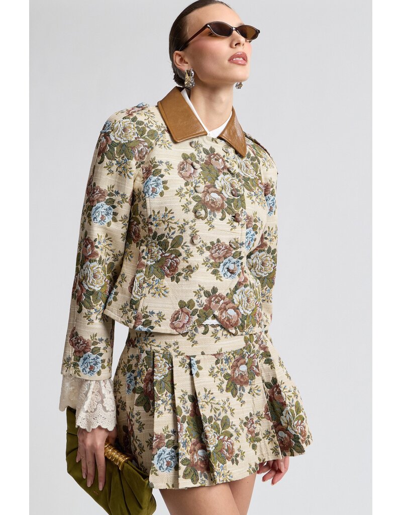 Avec Les Filles Floral Brocade Fitted Blazer with Lace Trim Sleeves