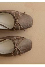 The London Ballet Pointe Flat