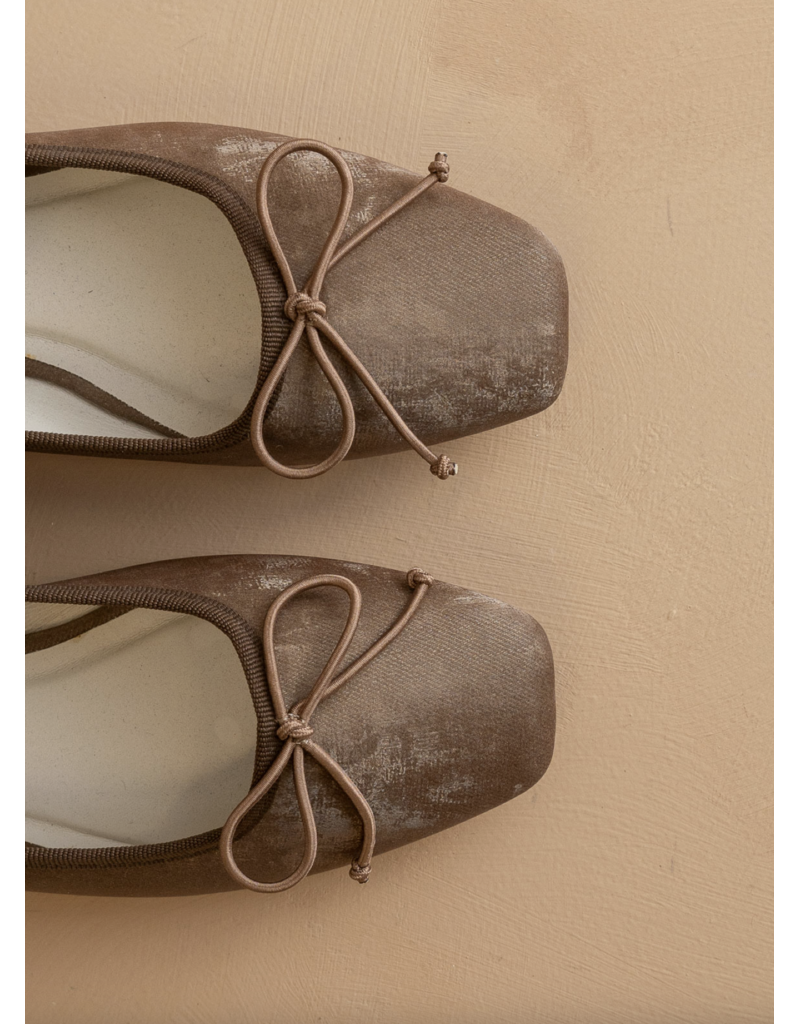 The London Ballet Pointe Flat